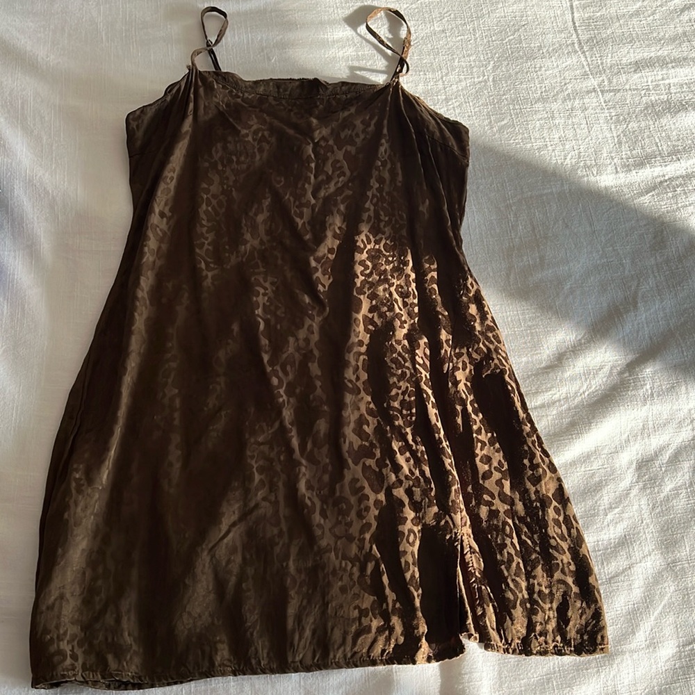 army green mini dress with cheetah pattern mini dress size M Blue Blush Brand